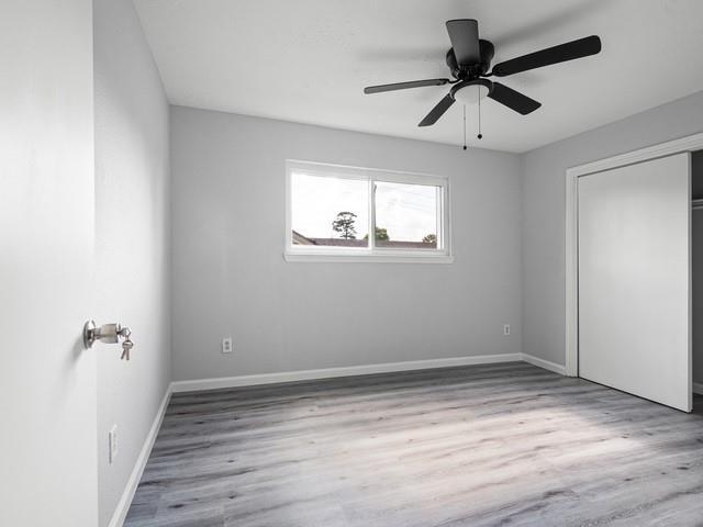 Building Photo - 10146 Valley Club Dr