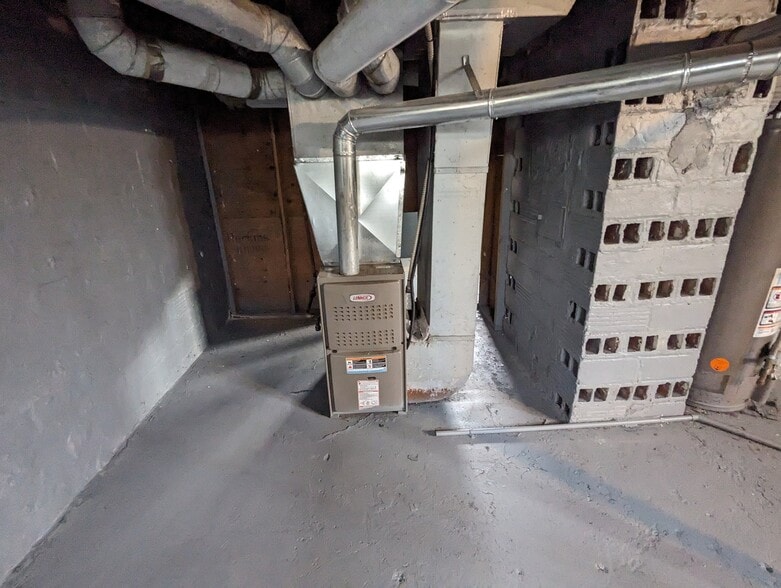 Building Photo - 3105 14th St SW