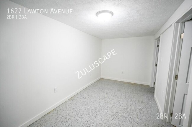 Building Photo - 1627 Lawton Ave