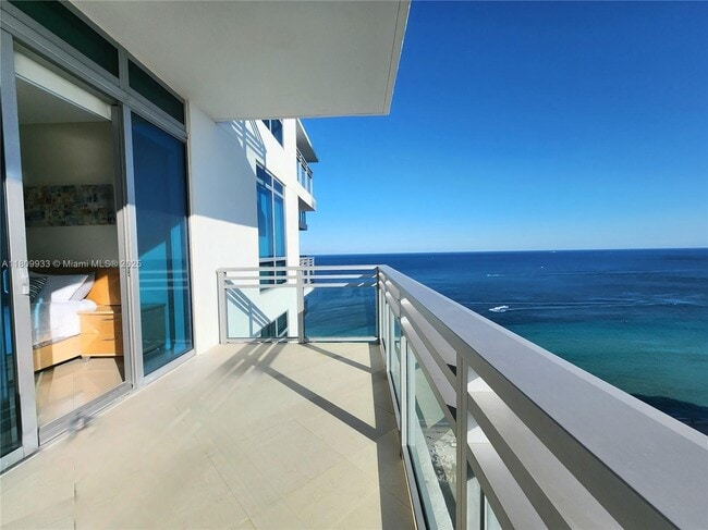 Building Photo - 3535 S Ocean Dr
