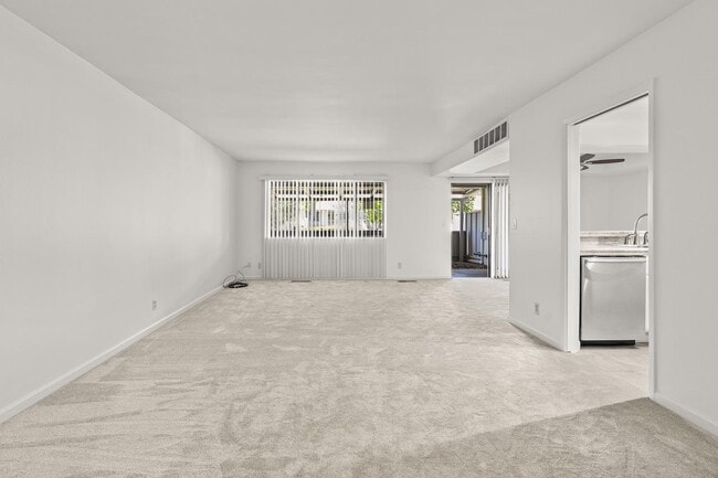 Building Photo - 5148 Cribari Pl