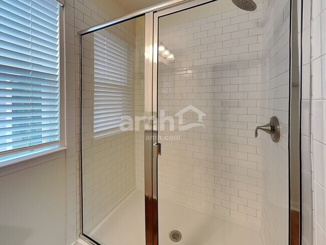 Building Photo - 264 Andrew Jackson Ct