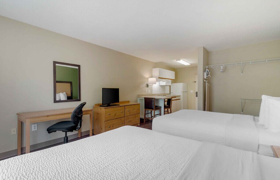 Building Photo - Furnished Studio-Atlanta - Marietta - Powers Ferry Rd.