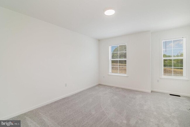Building Photo - 7851 Briarwood Dr