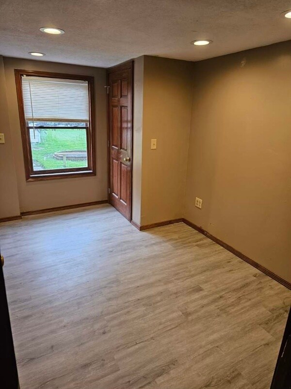 Building Photo - 20 Wing St