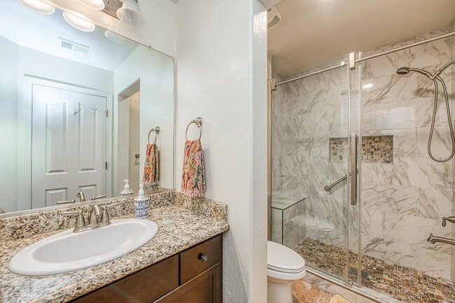 Building Photo - 10509 N Sierra Vista Ave