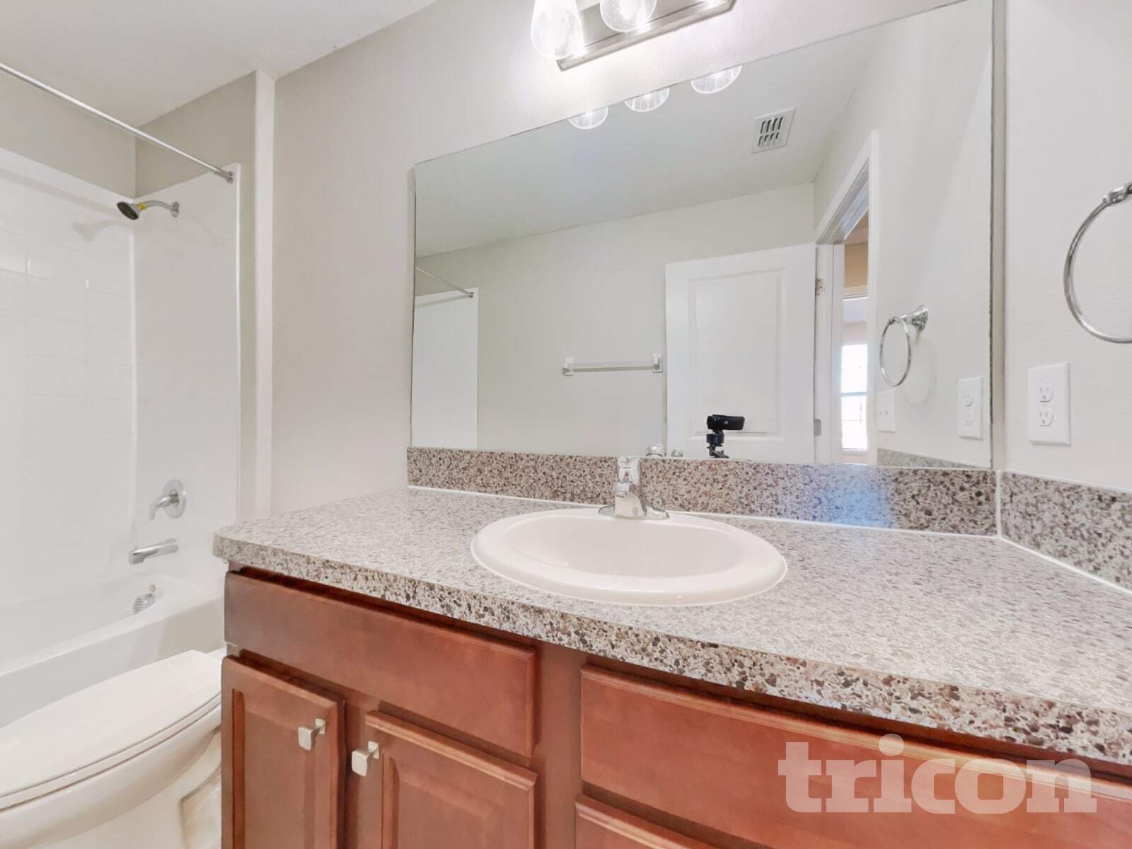 Building Photo - 7117 Ozello Trail Ave