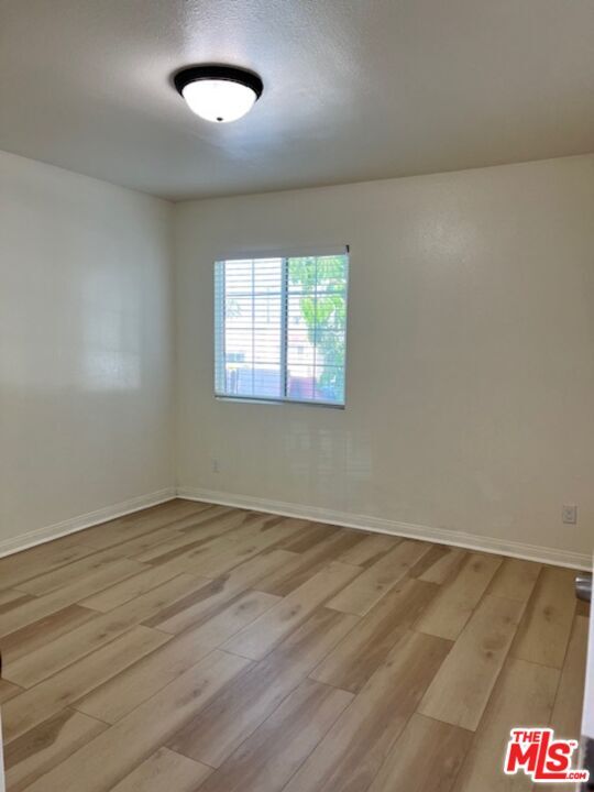Building Photo - 5851 7th Ave