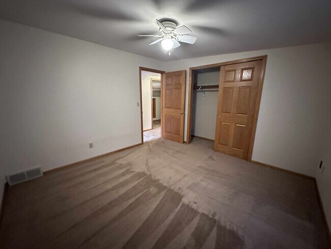 Building Photo - Click the “Apply Now” button or email wapmrentals@gmail.com for a prompt response.