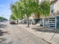 Building Photo - 207 20th Ave