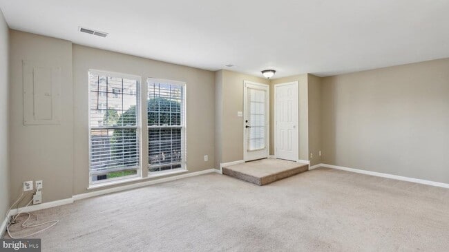 Building Photo - 9304 Witch Hazel Way