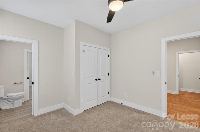 Building Photo - 5201 Valley Stream Rd