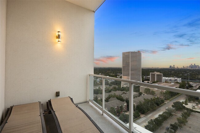 Building Photo - 4521 San Felipe St