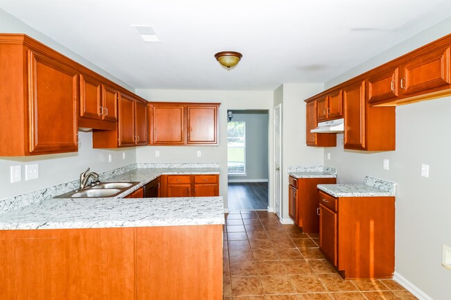 Building Photo - 1079 Mossy Knoll Dr