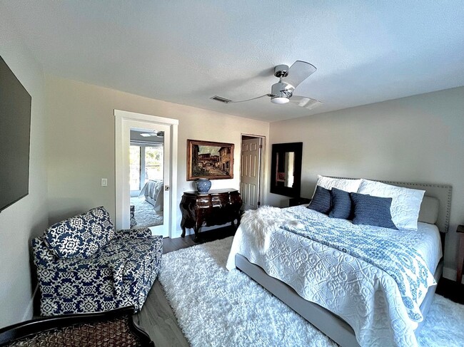 Building Photo - 135 Vineyard Cir