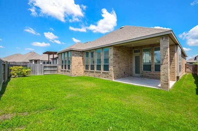 Building Photo - 23719 Sweeny Vly Dr