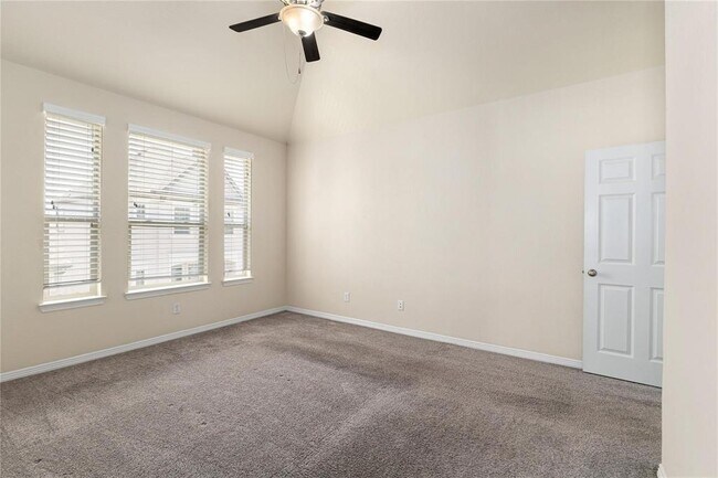 Building Photo - 1511 Peyton Oaks Pl