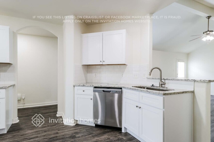 Building Photo - 28842 Llano River Loop