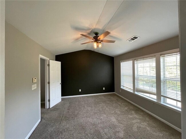 Building Photo - 980 Prestwyck Ct