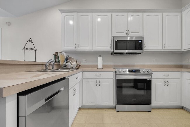 Building Photo - 3528 Leighton Hall Ct