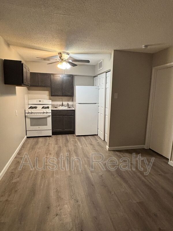 Building Photo - 4164 Folsom Ave