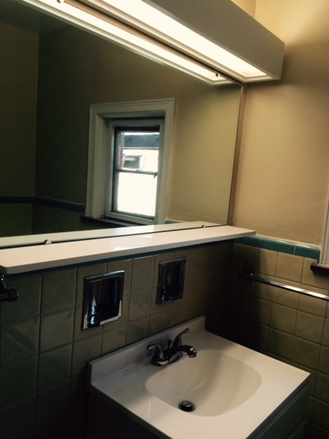 Building Photo - 330 Culbertson Ave