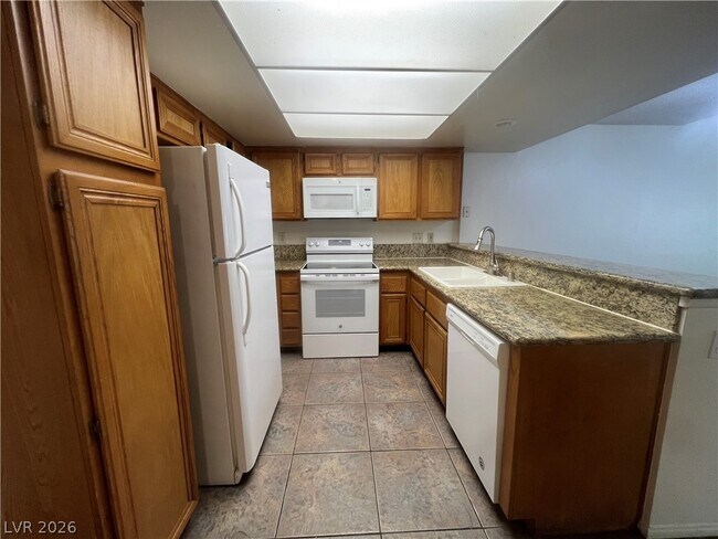 Building Photo - 8940 Clairton Ct