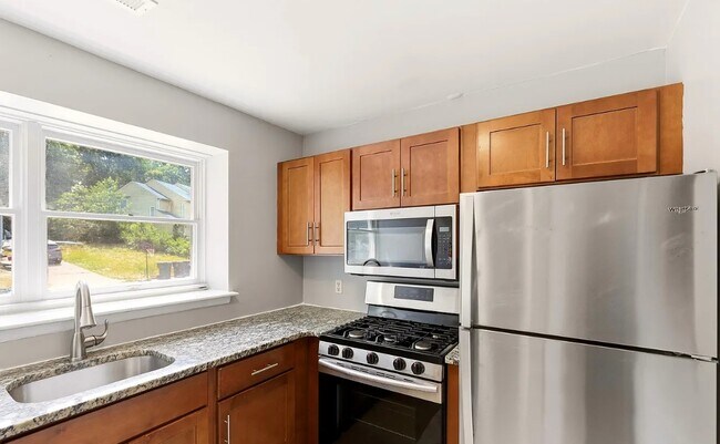 Building Photo - 12 S Indian Valley Ct
