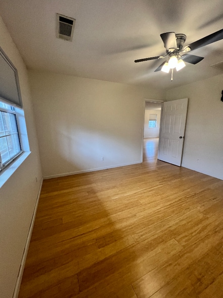 Building Photo - 5349 East Pkwy