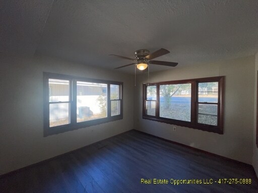 Building Photo - 126 N Maplewood Ave