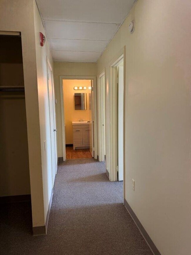 Building Photo - 46 S 8th St