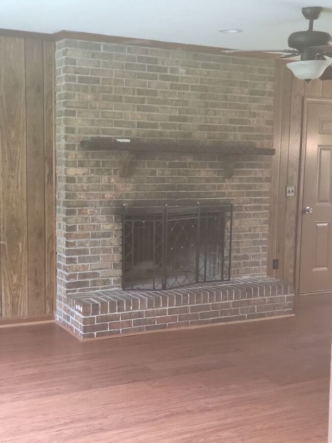Building Photo - 11135 Arrowhead Rd