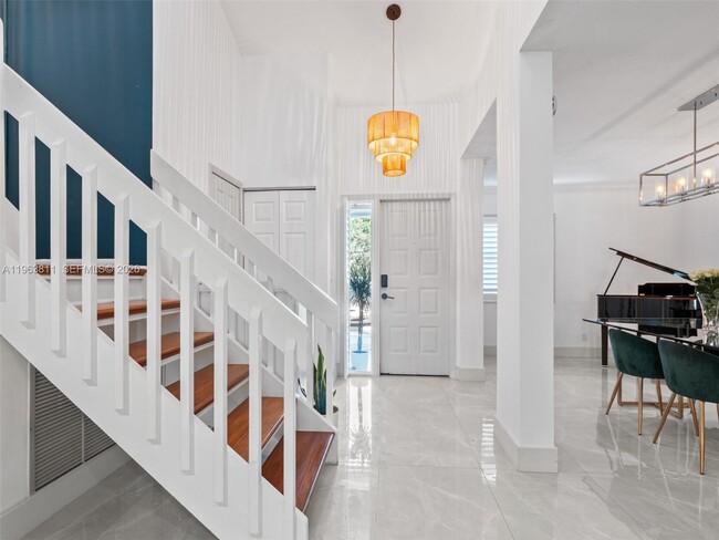 Building Photo - 2553 NW 42nd Ave