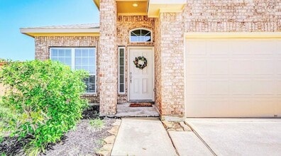 Building Photo - 32706 Oak Heights Ln