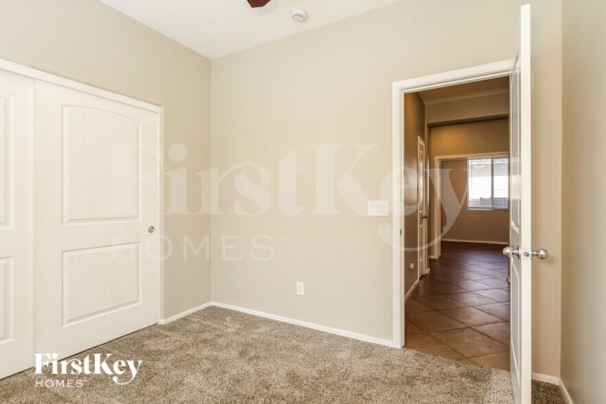 Building Photo - 12059 W Desert Sun Ln