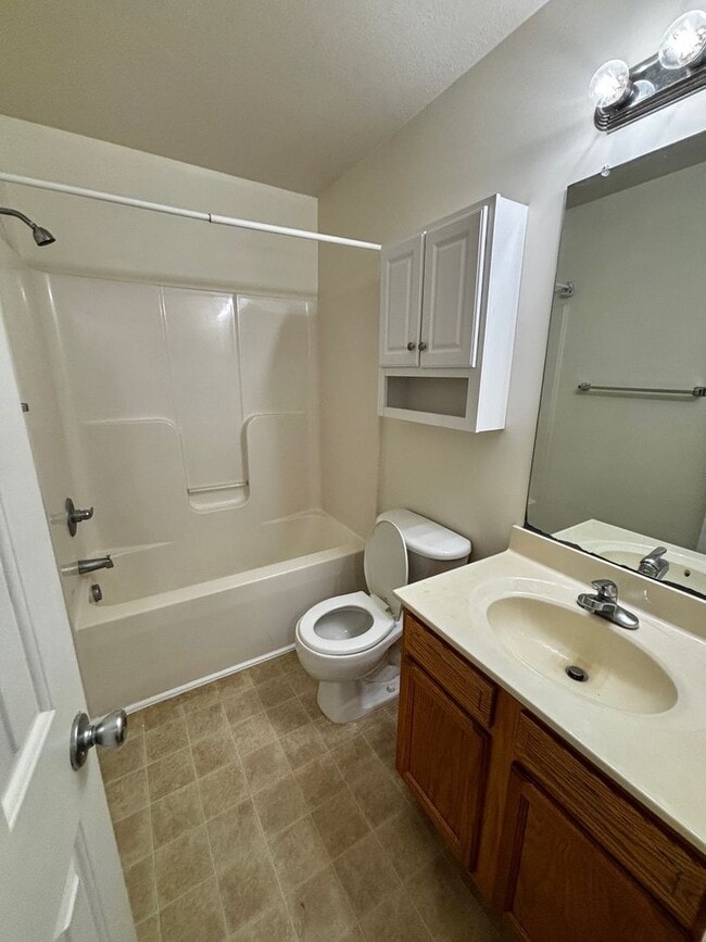 Building Photo - 3 Bedroom, 3 Bathroom Townhome in Carolina Forest!