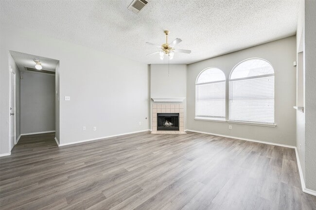 Building Photo - 6431 St Leonard Dr