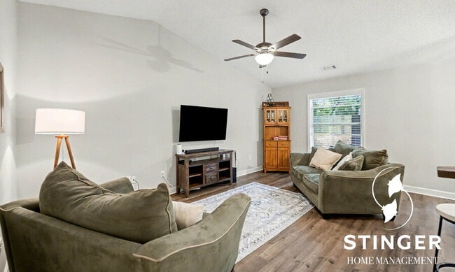 Building Photo - 36 Brindlewood Dr