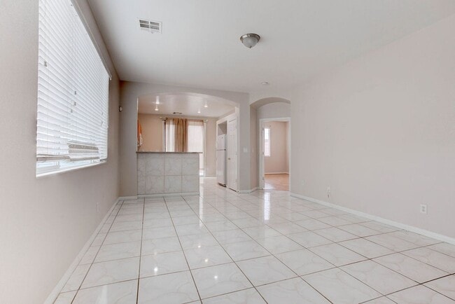 Building Photo - 8473 Barossa Ct