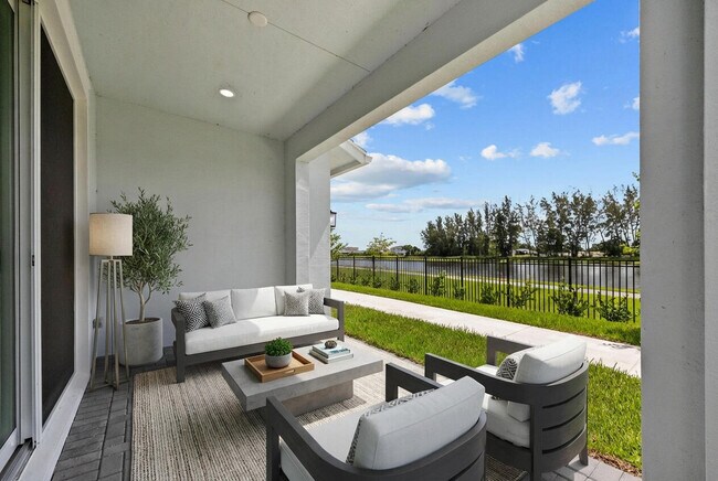 Building Photo - 4520 Longwood Lk Sq