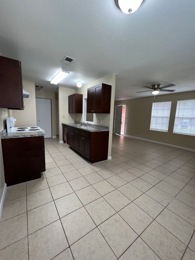 Primary Photo - Newly refreshed 3BD/2BA duplex in Eagle Lake, TX