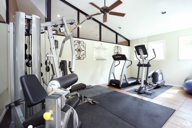 Building Photo - Winding Creek