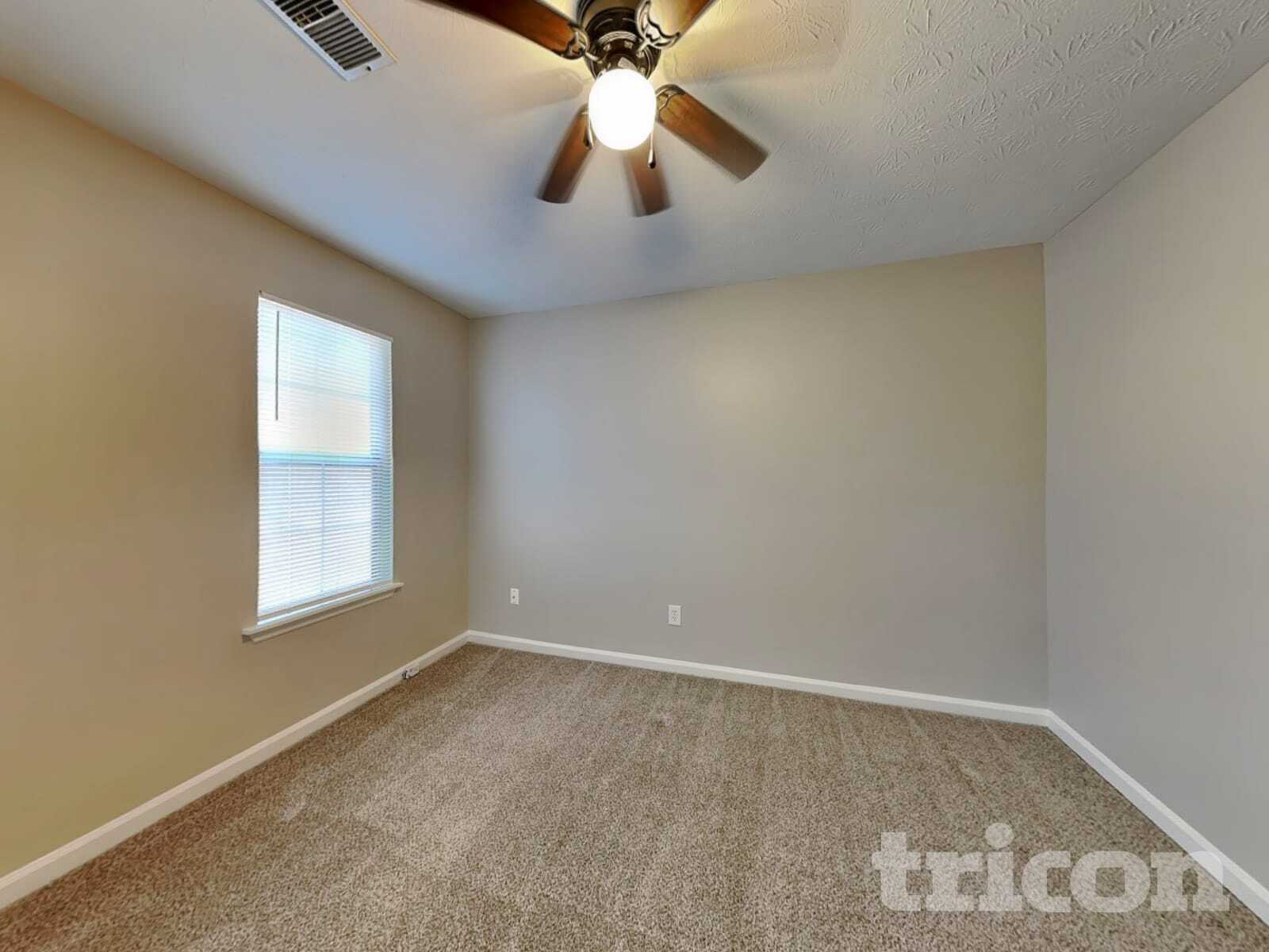 Building Photo - 5625 Longbow Dr