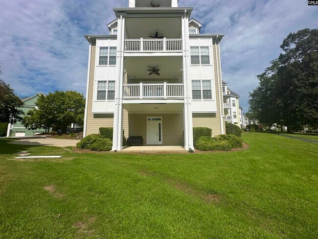 Building Photo - 149 Breezes Dr
