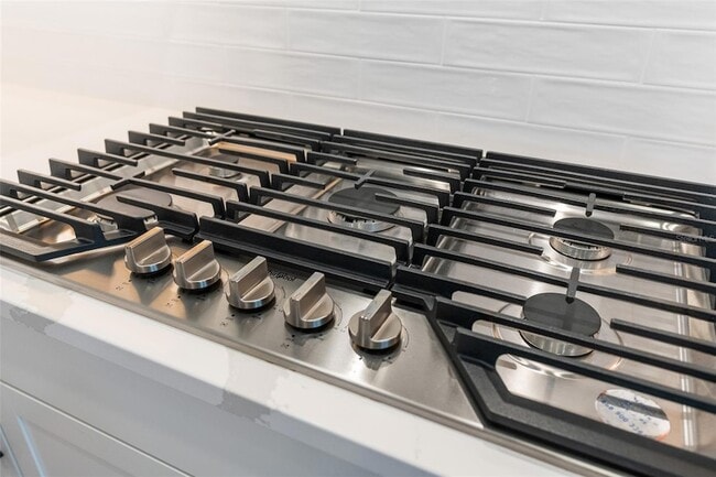 Building Photo - 8105 Fenton St