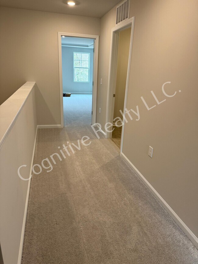 Building Photo - 1516 Foal Run Trl