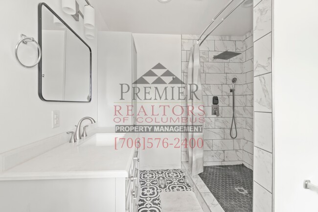 Building Photo - 2866 Hobbs Rd