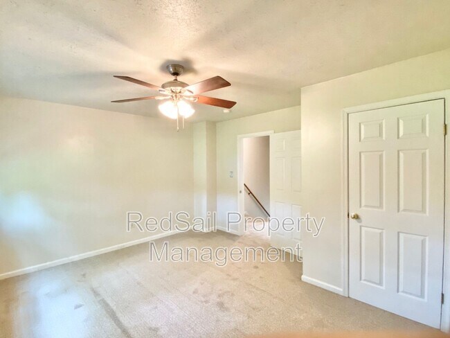 Building Photo - 21 Sidewinder Ct