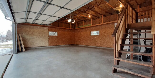 Building Photo - 4810 19th Ave NW