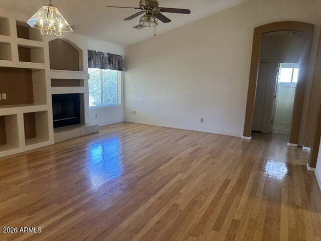 Building Photo - 16132 E Glendora Dr